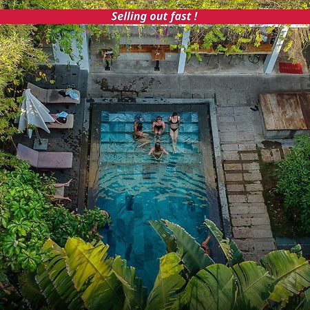 9Station Hostel & Bar Phu Quoc Exteriör bild