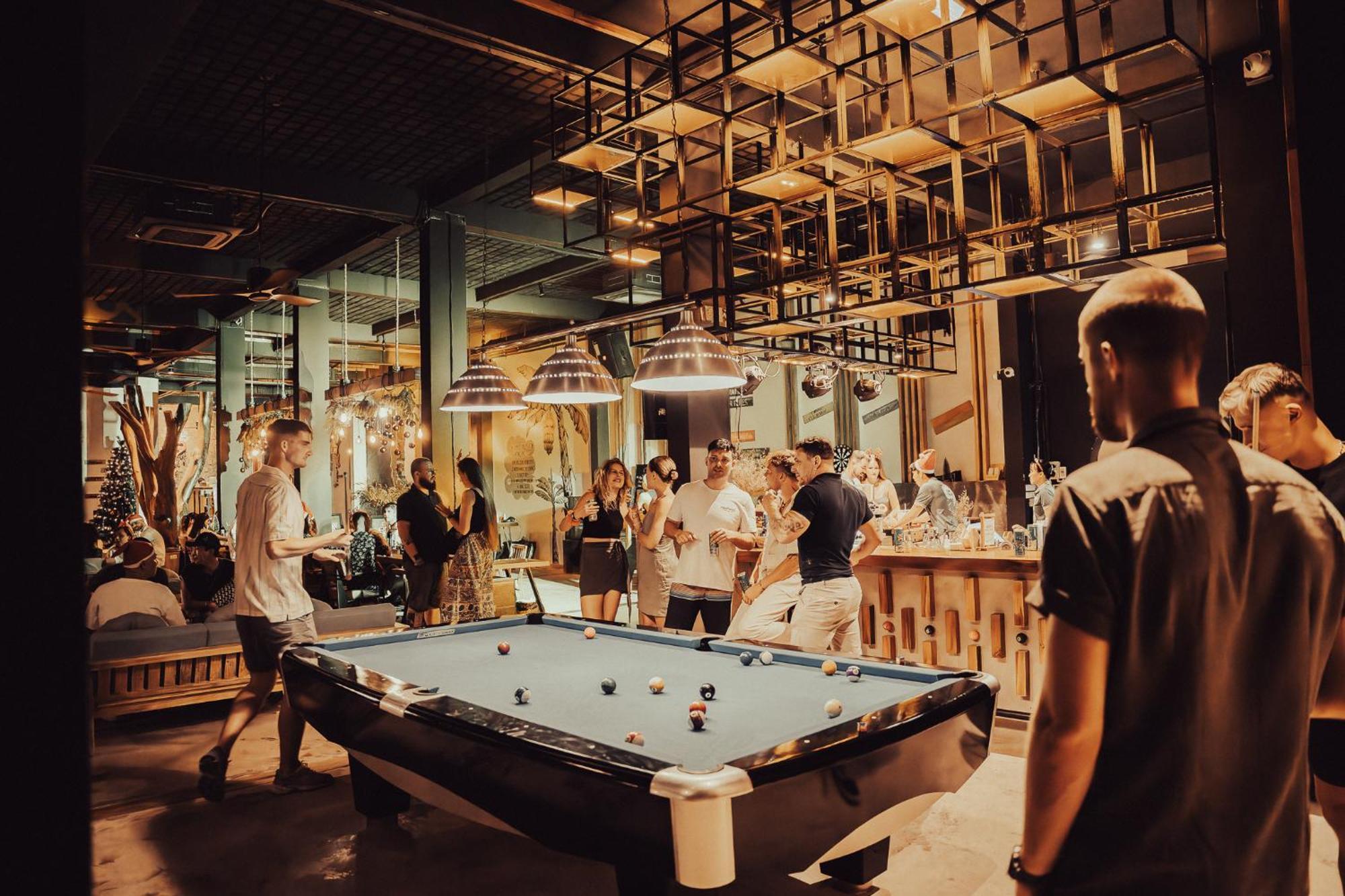 9Station Hostel & Bar Phu Quoc Exteriör bild