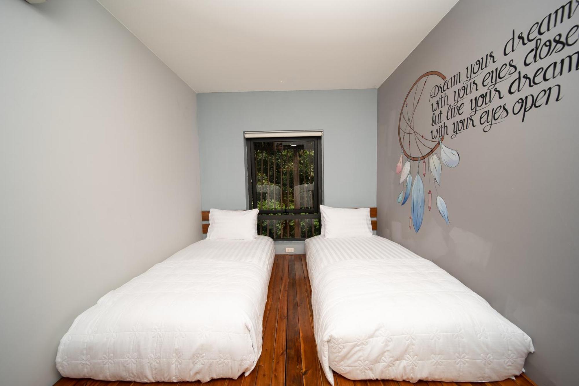 9Station Hostel & Bar Phu Quoc Exteriör bild