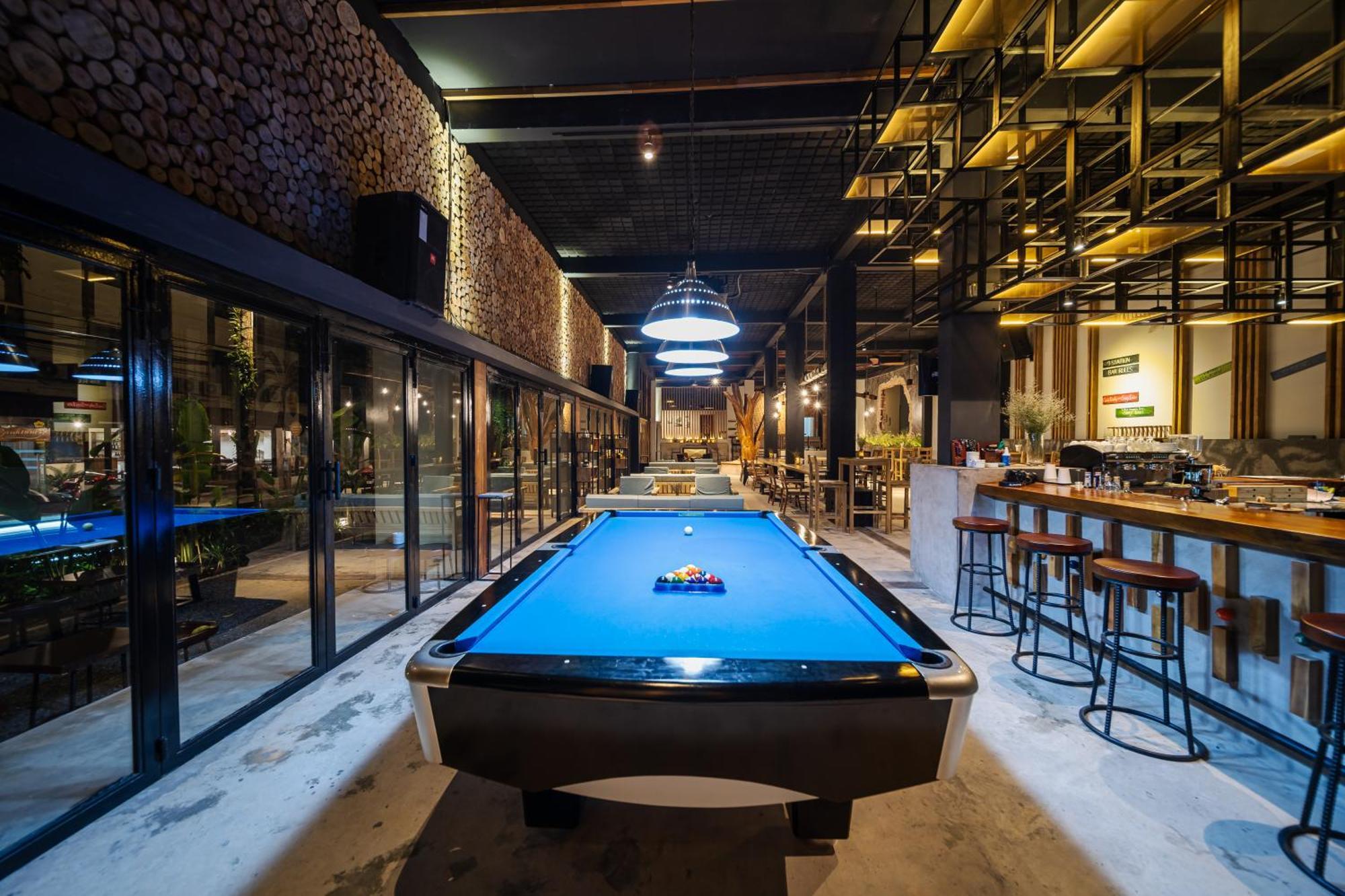 9Station Hostel & Bar Phu Quoc Exteriör bild